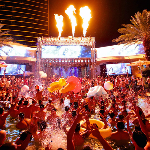 The 10 Best Las Vegas Pool Parties & Dayclubs On The Strip, Ranked